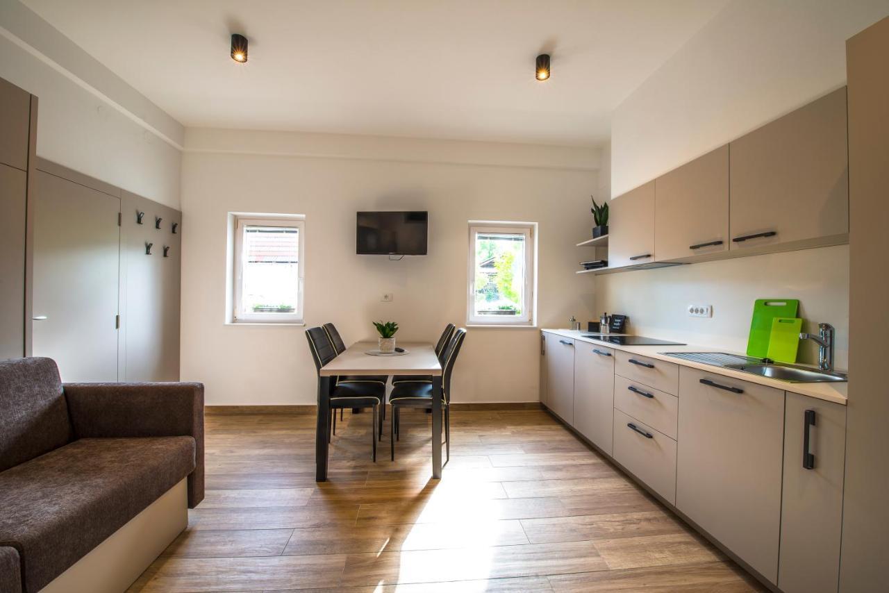 Apartmaji Prton ボヴェツ エクステリア 写真